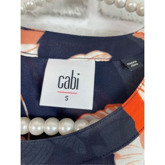 Cabi Women's Black Floral Keyhole Back Blouson Sleeveless Top Size Small - Picture 3 of 7